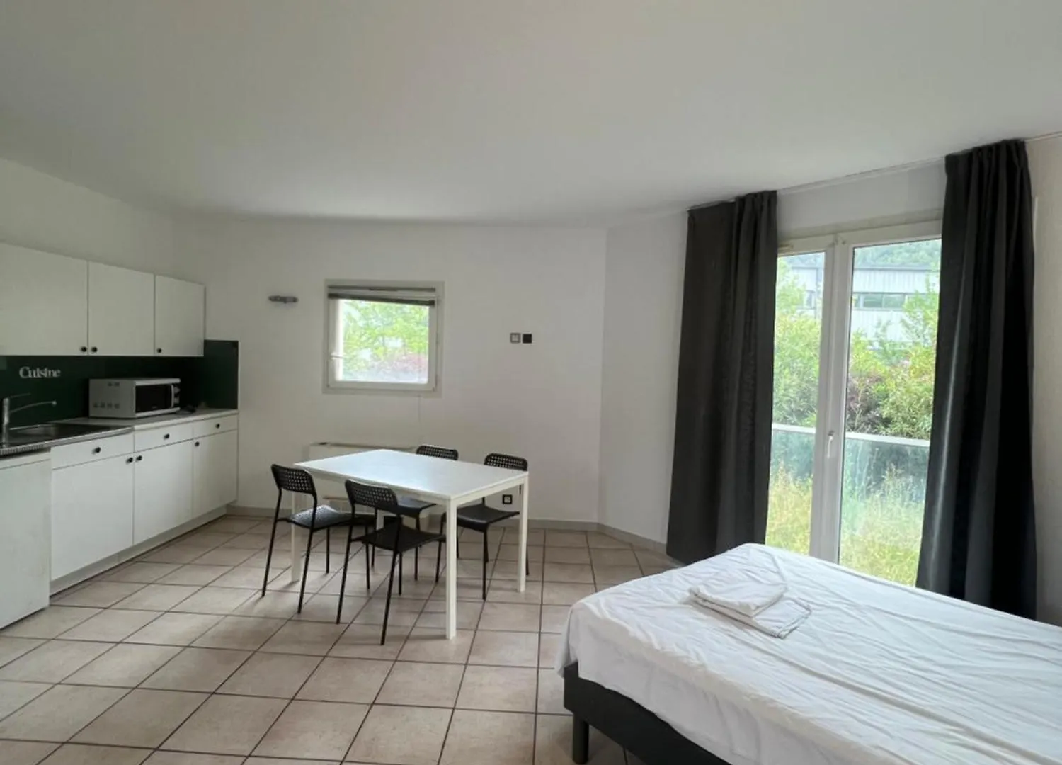 Appart Hotel Residence Residella Gemenos France